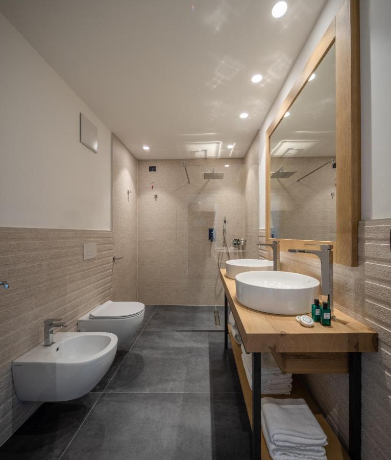 Aris Apartments & Sky Pool - Tonelli Hotels - Adult Friendly Riva del Garda Exteriör bild