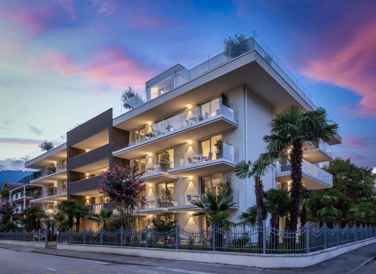 Aris Apartments & Sky Pool - Tonelli Hotels - Adult Friendly Riva del Garda Exteriör bild
