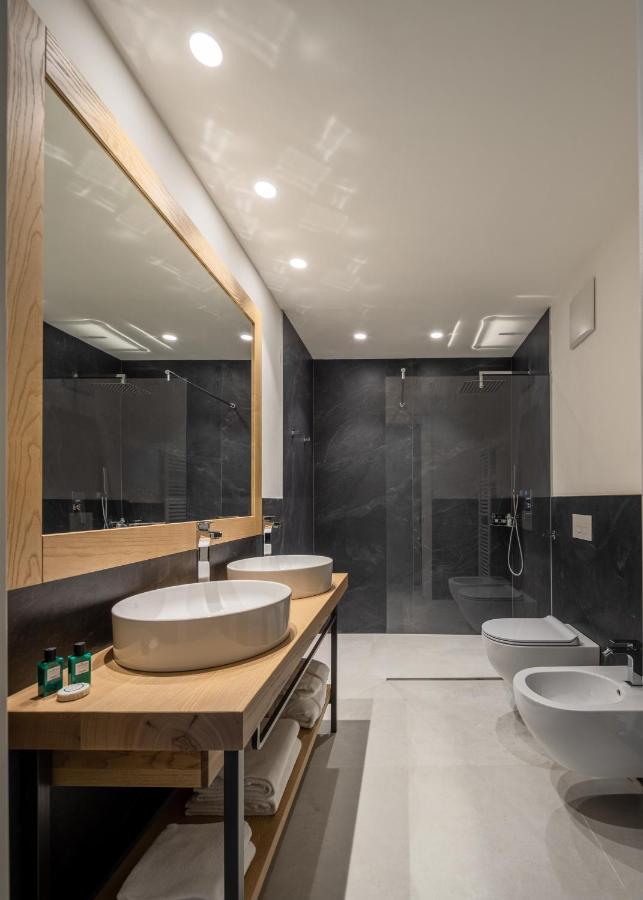 Aris Apartments & Sky Pool - Tonelli Hotels - Adult Friendly Riva del Garda Exteriör bild
