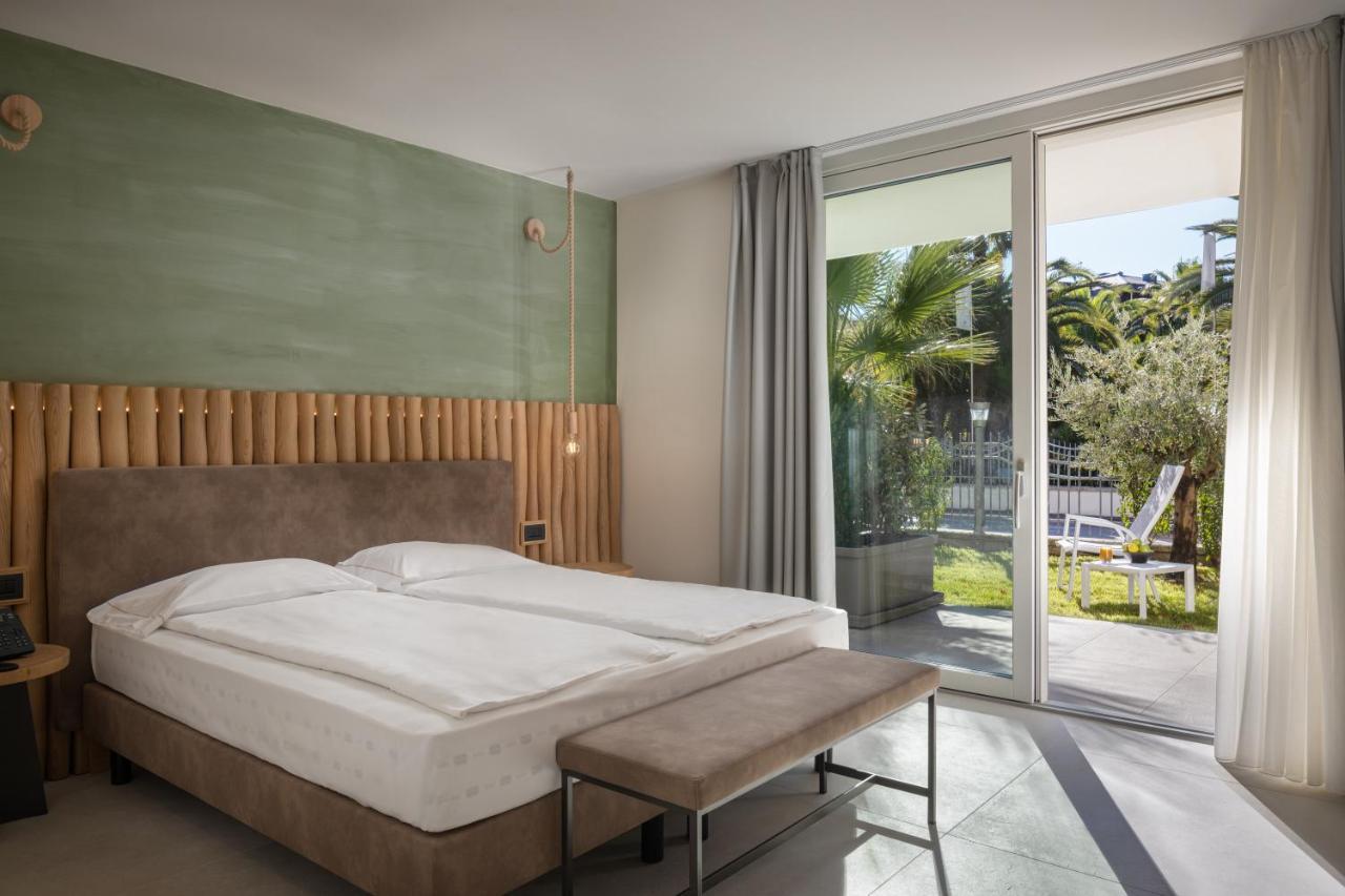 Aris Apartments & Sky Pool - Tonelli Hotels - Adult Friendly Riva del Garda Rum bild
