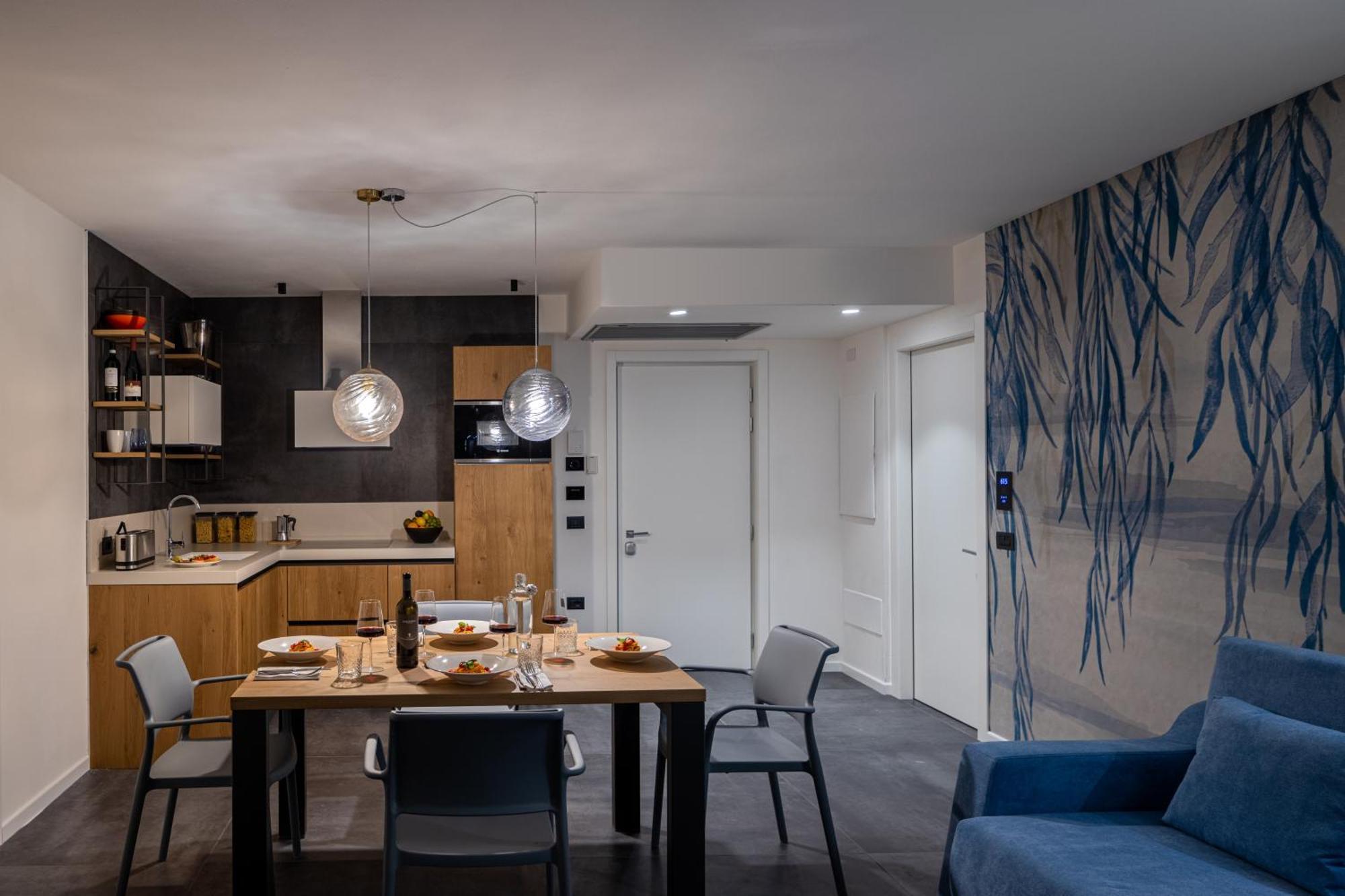 Aris Apartments & Sky Pool - Tonelli Hotels - Adult Friendly Riva del Garda Exteriör bild